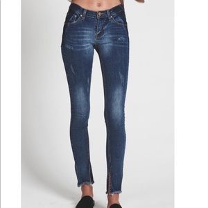 One Teaspoon Hoodlum Mid Waist Jeans